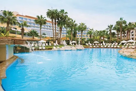 COOEE-St.-George-Hotel-und-Golf-Resort-