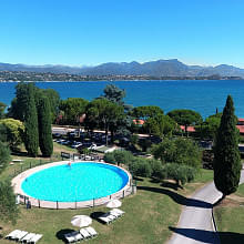 1._piscina_vista_lago.jpg