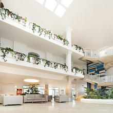 cal_fido_gardens_06_24_lobby1.jpg