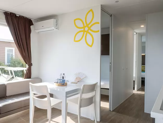 italybresciasentido_lago_di_garda_premium_village1406276roomlodge_deluxep1086980