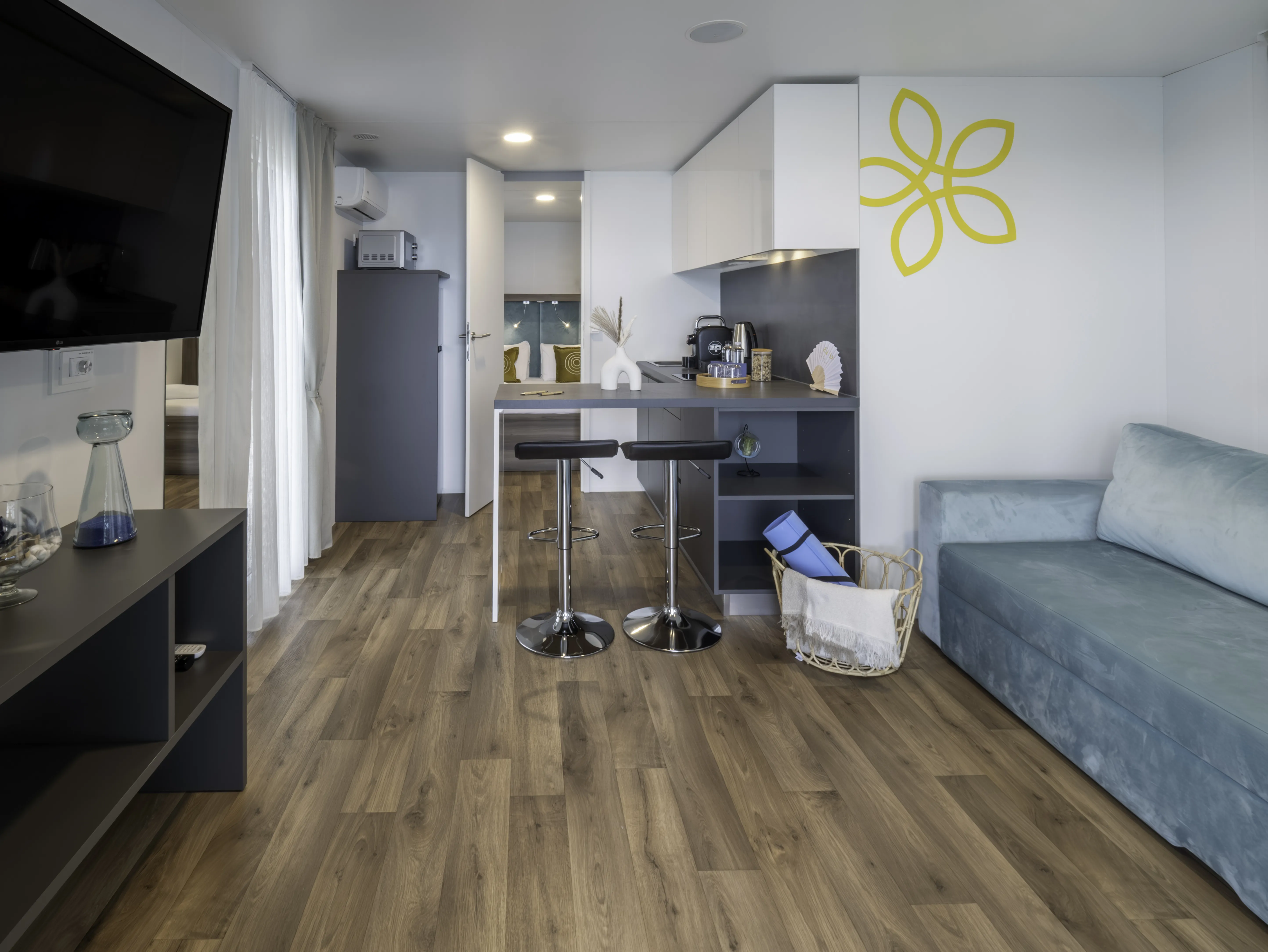 Italy-Brescia-Sentido_Lago_di_Garda_Premium_Village-1406276-Room-Suite_Aqua-P1087125