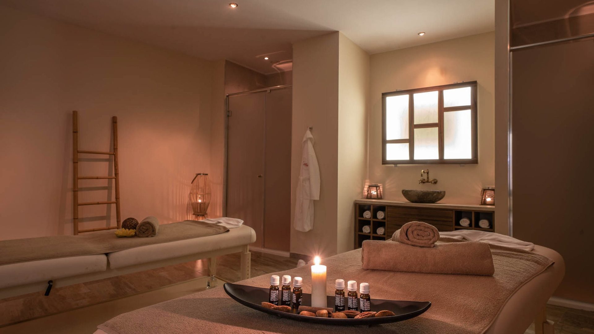 Double-massage-room(3)