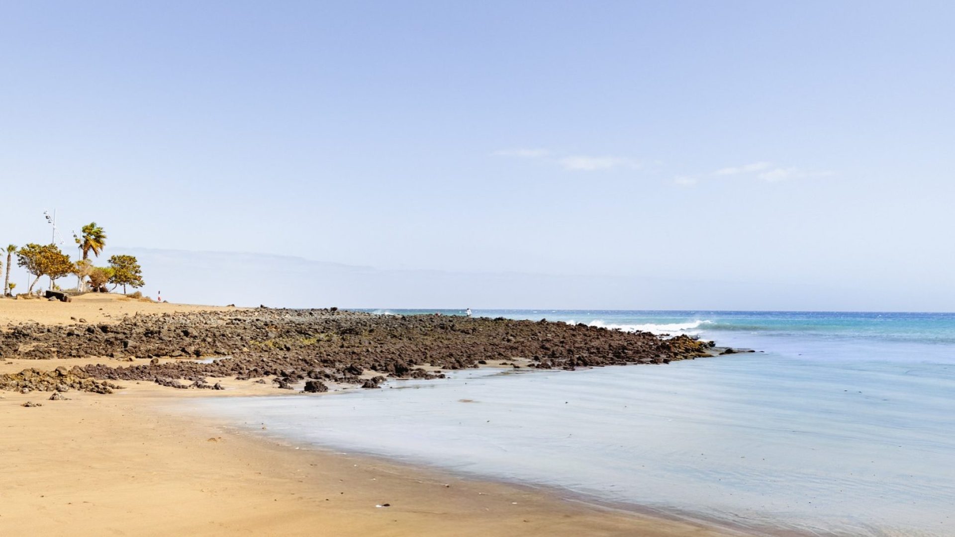Lanzarote-Puerto-del-Carmen-Sentido-Aequora-Suites-3029-beach-c10-0A4A1920