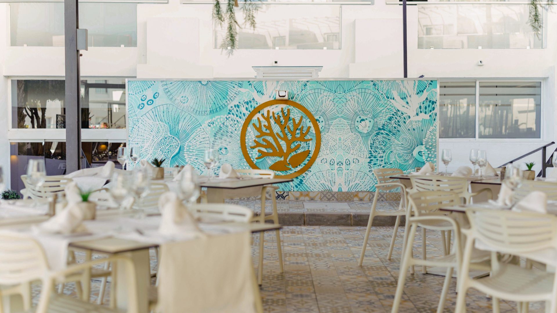 Lanzarote-Puerto-del-Carmen-Sentido-Aequora-Suites-3029-main-restaurant--c10-0D5A9001