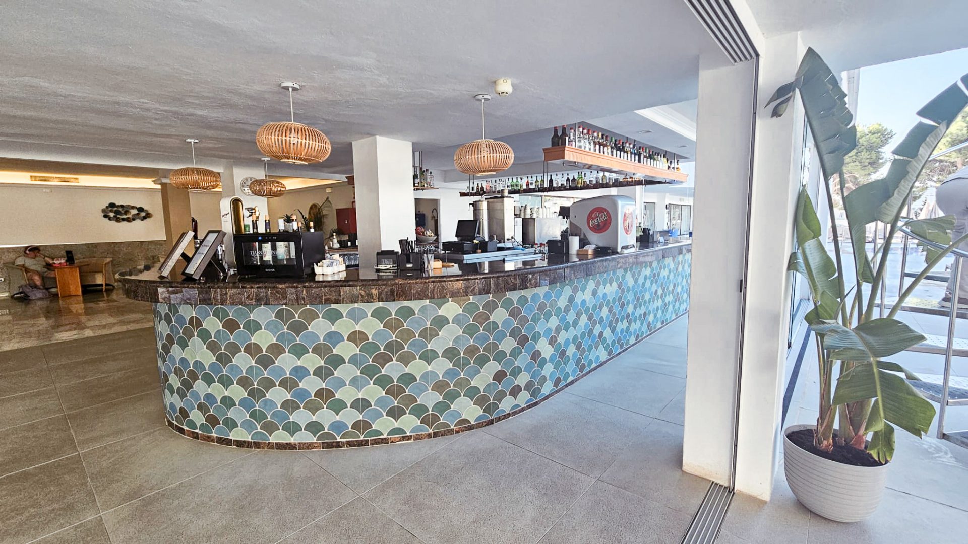 Snack Bar