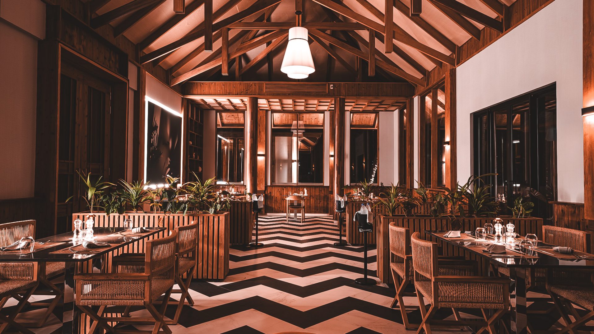 ananea Madivaru -Restaurant Flores_Peru164