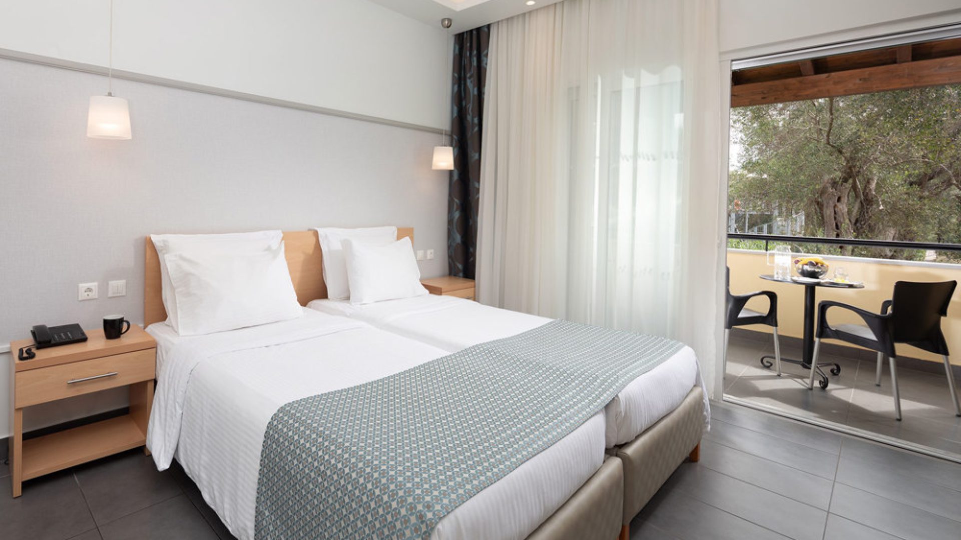 apollo-palace-resort-corfu-superior-room-aquapark-area-3